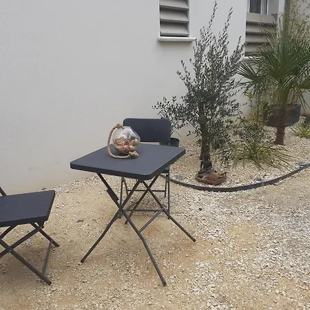 Terrasse Independant Dans Quartier Calme Сен-Поль-Труа-Шато